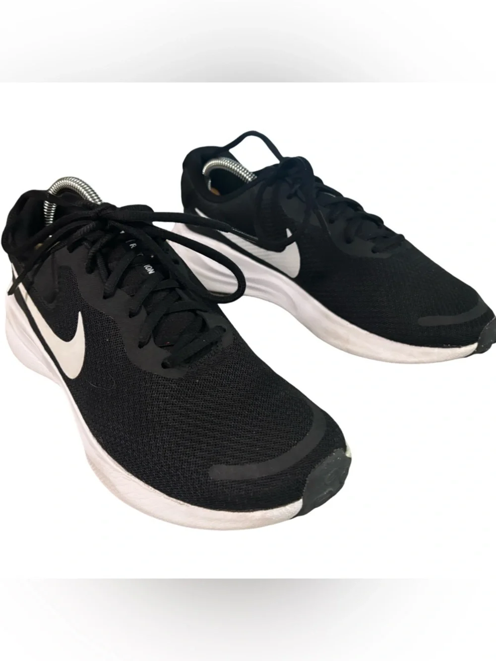 Nike Women's Revolution 7 Running Shoes size 9